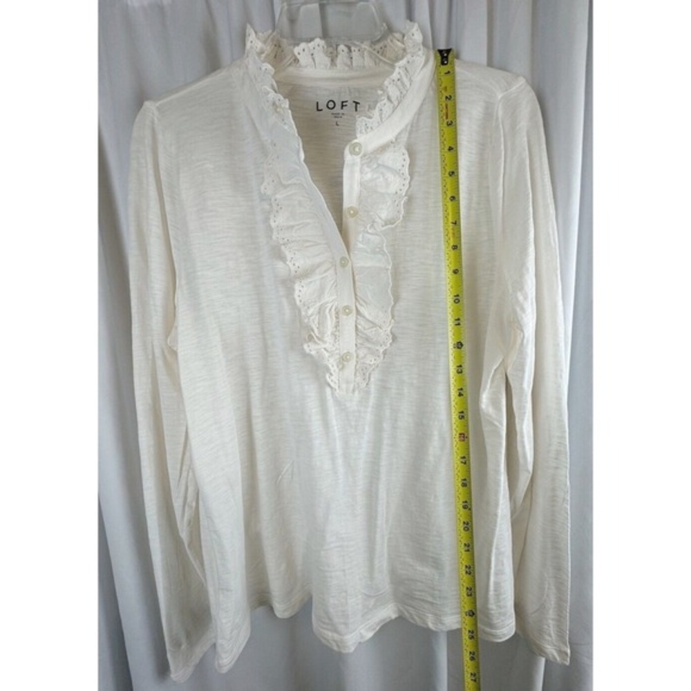 LOFT Cream Eyelet Lace Ruffle Henley Top‎ Long Sleeve Cotton L Cottagecore 58-22 - Picture 5 of 11